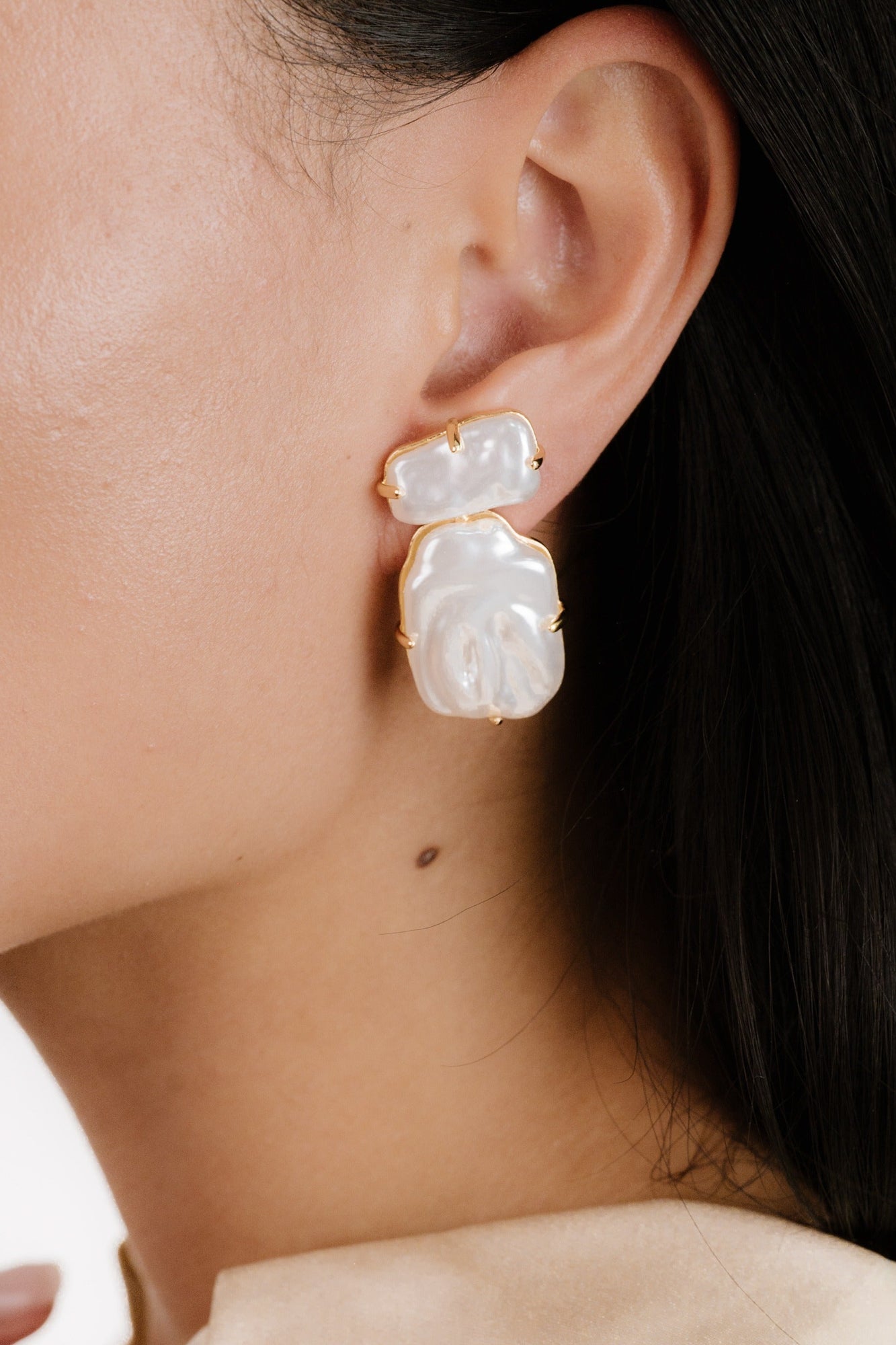 Edge of Water Double Pearl Earrings