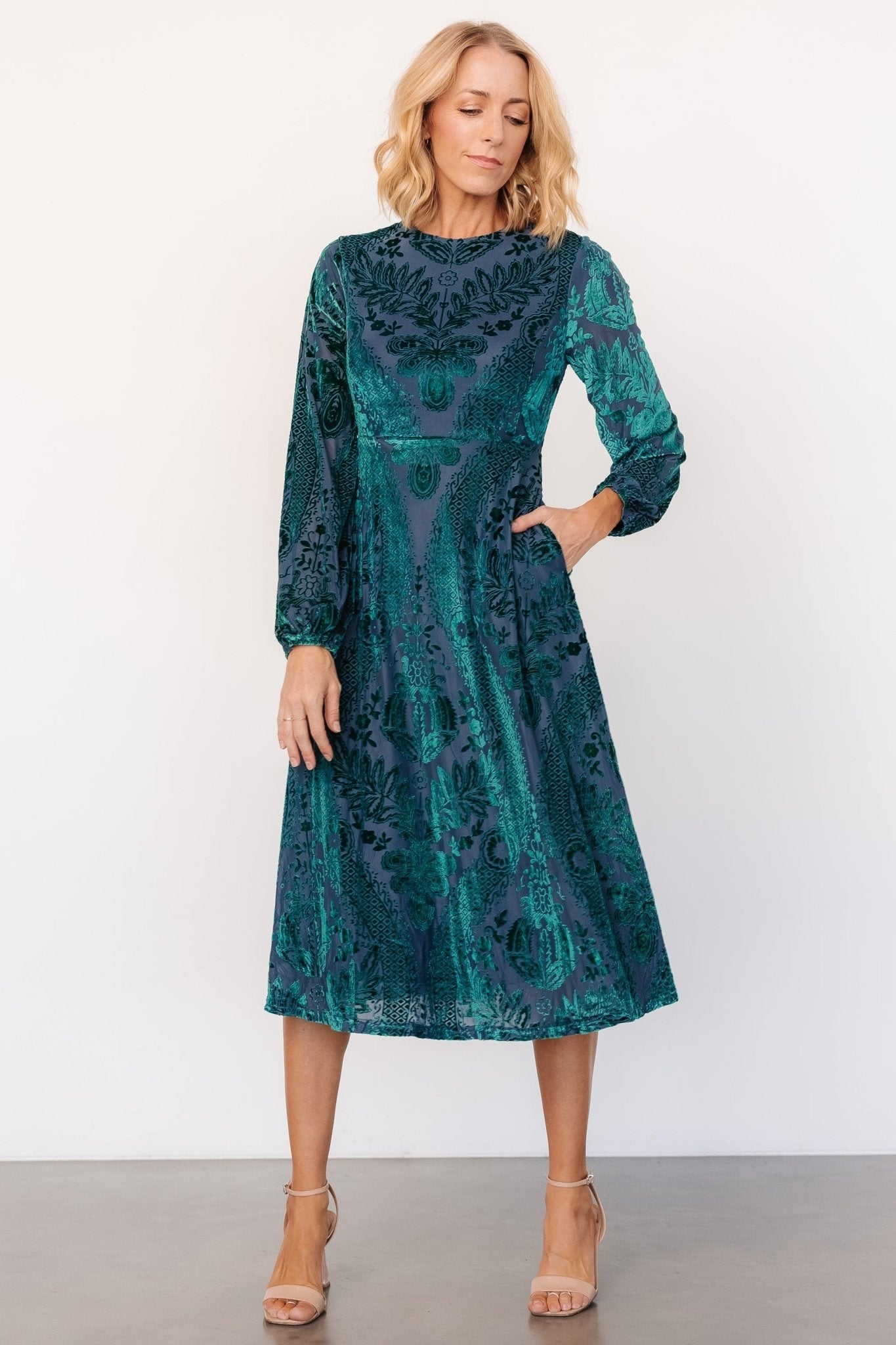 Lorielle Velvet Midi Dress | Emerald Print