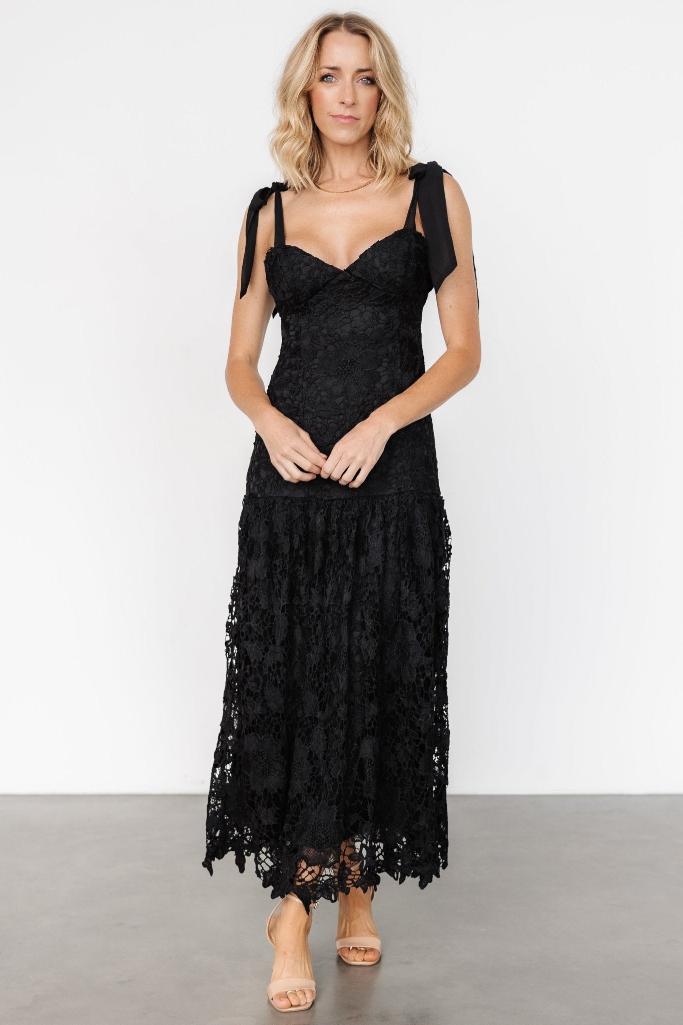 Monte Carlo Lace Midi Dress | Black