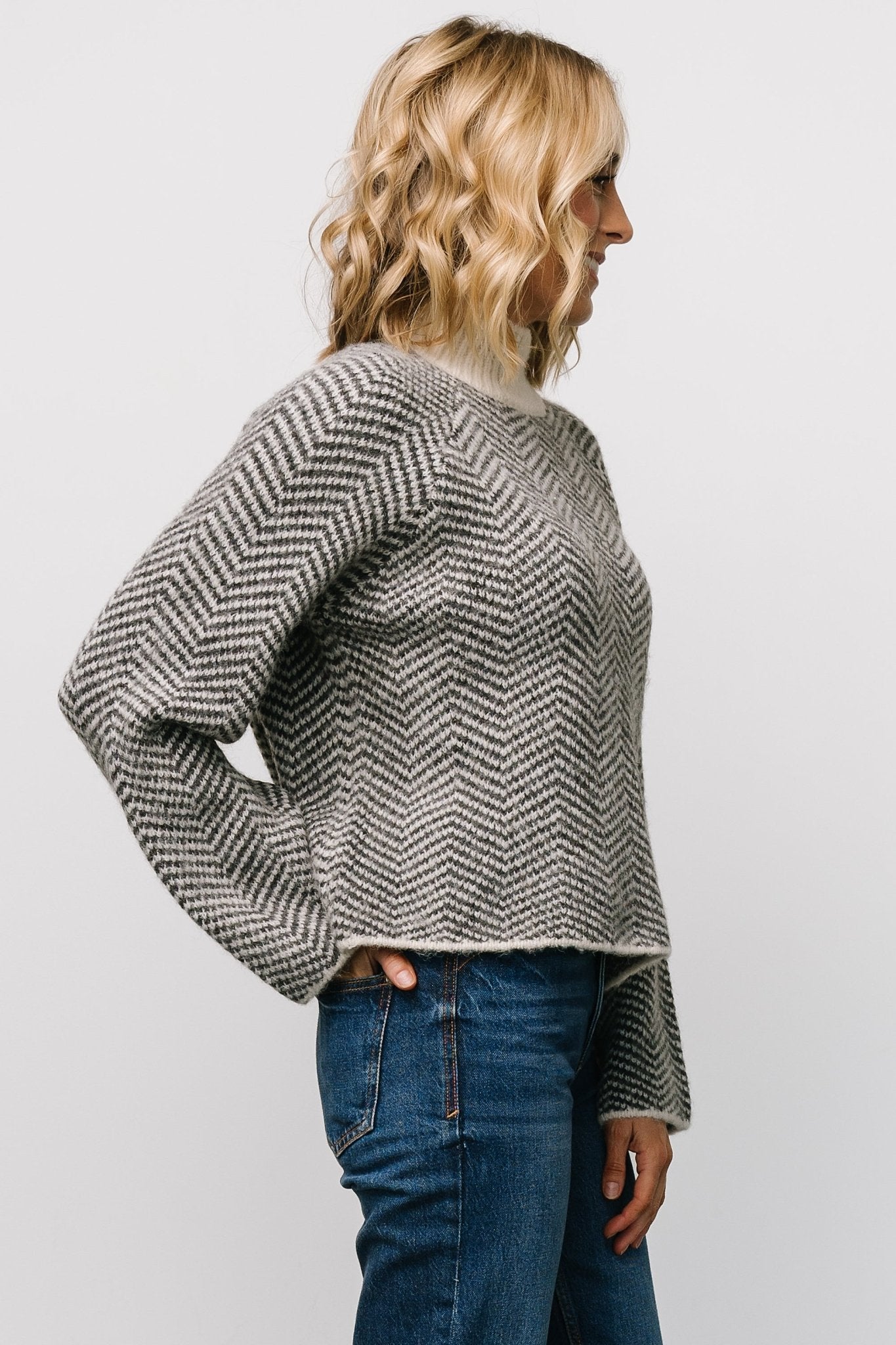 Trisha Knit Sweater | Ivory Stripe